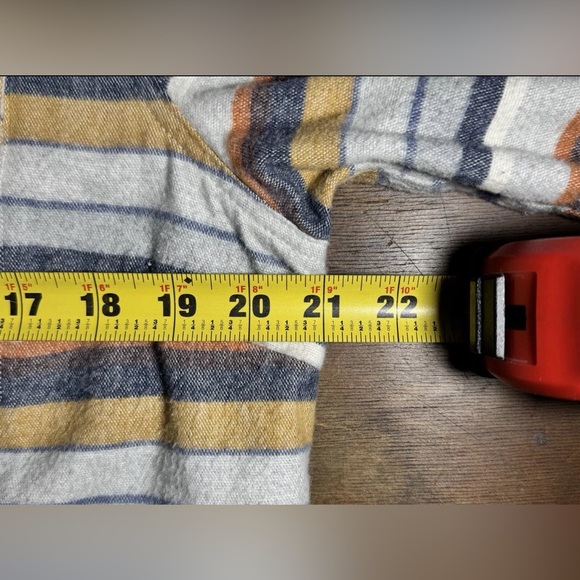 L.L. Bean Signature Series Aztec Archive Chamois Tunic Shirt w/ Pockets - Picture 12 of 16